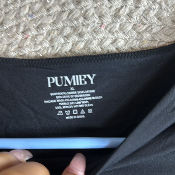 Black pumiey long sleeve thong bodysuit - Picture 3 of 8